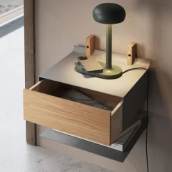 LAMPA EMENDO, MED TRÅDLÖS QI-LADDARE