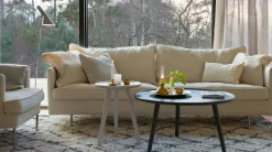 SOFFA JULIA LUX - SVÄNGD STORA KUDDAR